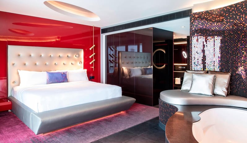 FANTASTIC SUITE BEDROOM